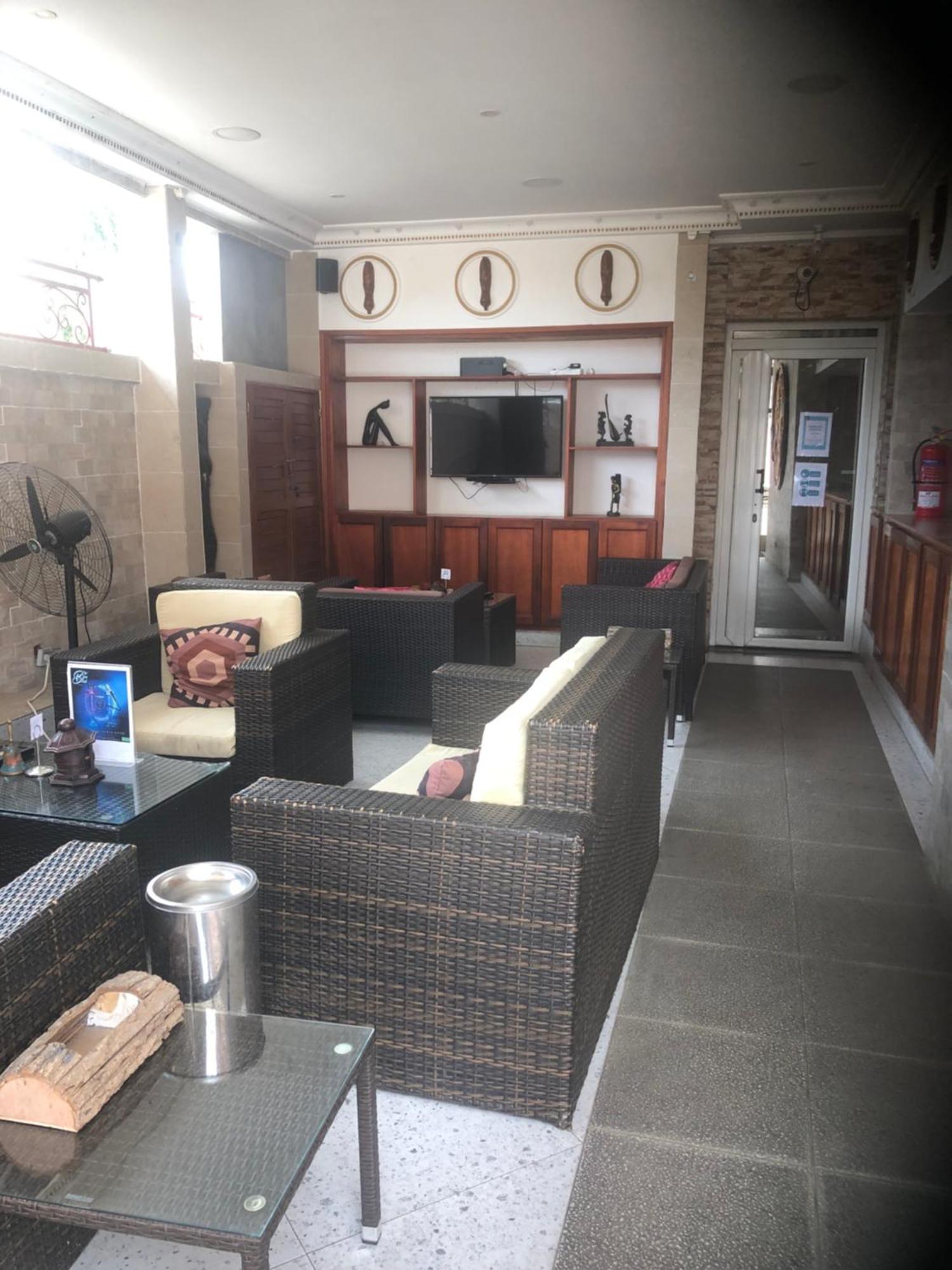 Residence Hoteliere Le Jomonia リーブルヴィル エクステリア 写真