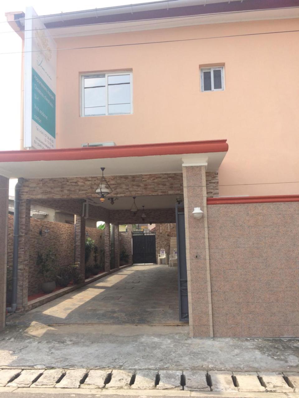 Residence Hoteliere Le Jomonia リーブルヴィル エクステリア 写真